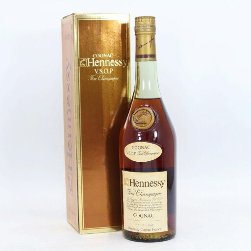 Hennessy ヘネシー V.S.O.P フィーヌ・シャンパーニュ コニャック 700ml 40度 箱付 ブランデー 中古 / 12224 HMR Hennessy ヘネシー V.S.O.P フィーヌ・シャンパーニュ コニャック 700ml 40度 箱付 ブランデー 中古 / 12224 HMR