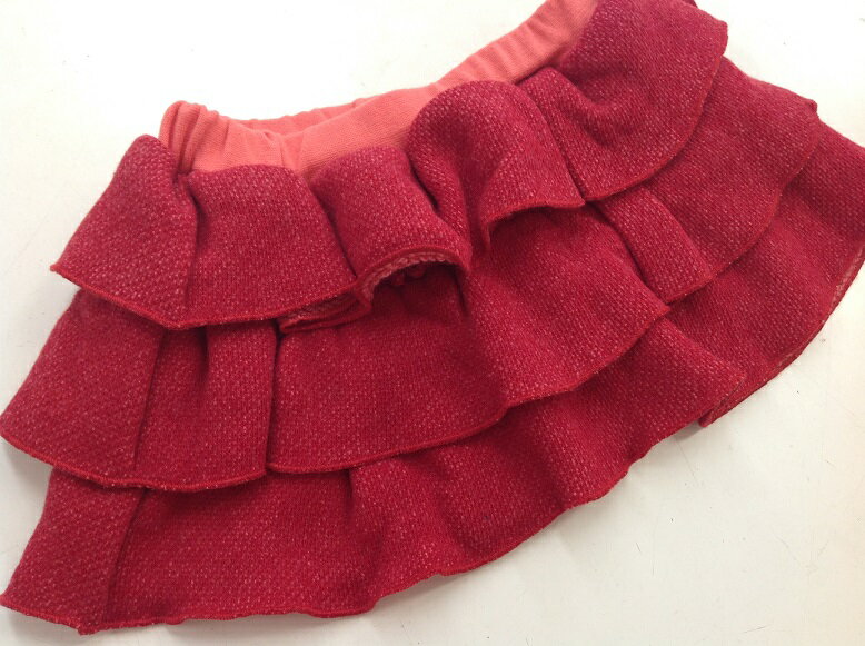 【FORTY　ONE】スカートフォーティーワン3段フリル/赤/レッド/90cmのみ
