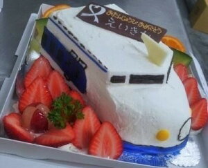 乗り物ケーキ5号サイズ（車、電車。新幹線）乗り物デコレーション 　立体ケーキ　誕生日ケーキ バースデーケーキ　お菓子工房アントレ