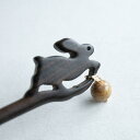 ウサギ 木製かんざし 天然石 檀木 木製 簪 うさぎ 兎 かんざし1本 ドレス 発表会 和装 洋装 髪飾り
