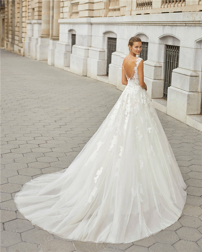 ウェディングドレス サイズオーダー セミオーダー サイズカスタマイズ可 プリンセスライン wedding dress 花嫁 挙式 結婚式 披露宴 二次会 ブライダル ws3188