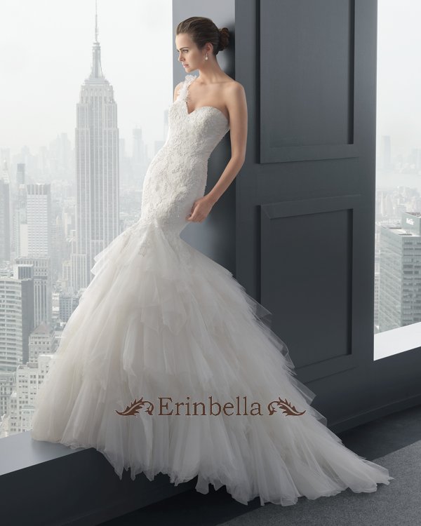 【サイズオーダー】ウエディングドレス マーメイドライン ワンショルダー 海外挙式 オーダードレス 結婚式 披露宴 二次会 演奏会 花嫁 お嫁さん TW0820