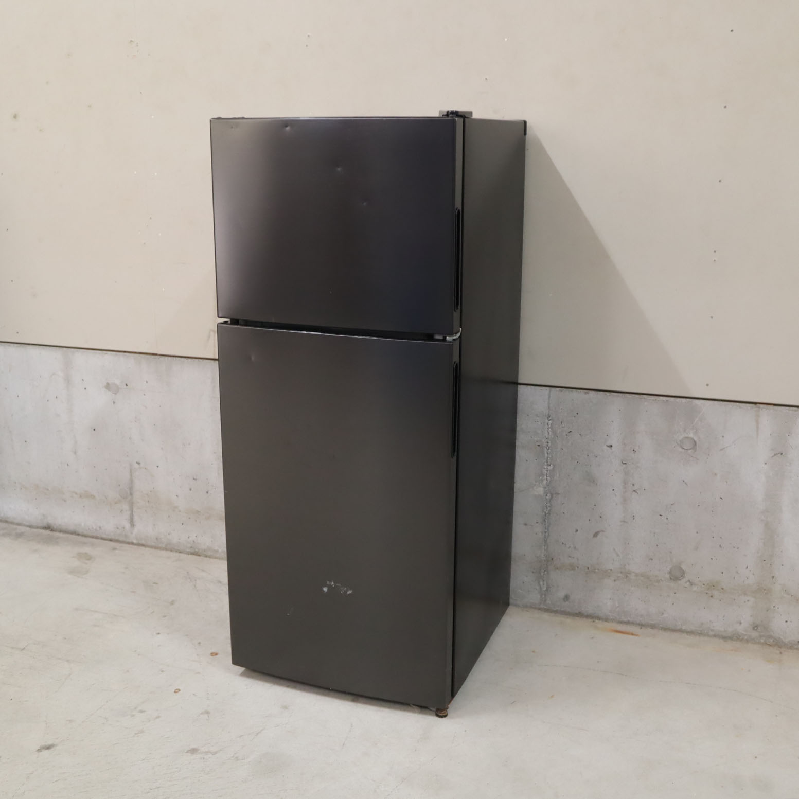 【中古】maxzen マクスゼン JR118ML01GM 2ドア冷凍冷蔵庫117L 送料無料 K110