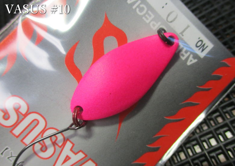 ヴァサス 3g /28mm　#10 蛍光ピンク　　＜フィールドハンター FIELD HUNTER＞　□エリア ルアーフィッシング用 スプーン□　VASUS Spoon 3g　～見て釣る表層ご用達～　[スプーン専門釣り具店] -エスプーン-