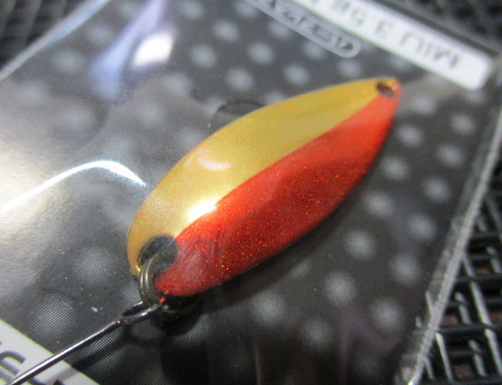 ミュー [マジョーラシリーズ] 3.5g /32mm　#01(赤金マジョ)　　＜フォレスト FOREST＞　□エリア ルアーフィッシング用 スプーン□　MAZIORA MIU Spoon 3.5g　～妖しく輝く～　[スプーン専門釣り具店] -エスプーン-