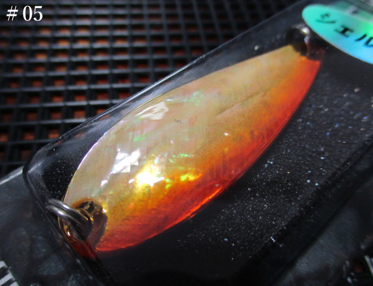 ■PURE ■PURE Shell ■Heaven ■BUCH ■BAITIS ■Back & Forth ■RIPPER ■D-S line ■DROP DIA ■EDGE DIA ■niakis ■AR-Spinner Plug ■ Dコンタクト ■Dコーク ■Dコンパクト ■Dインサイト ■Dダイレクト ■Dコンセプト ■チェリーブラッド ■パニッシュ ■DDパニッシュ ■WAVY ■サージャー ■ルナ ■STILL ■Fセレクト ■BTK 　好評を得たピュアシェルが、外面塗装によりリニューアル。 スプーンの基本形「ピュア」に、天然のアワビシートを貼り付けました。トラウトフィッシングにおけるアワビシートの効果は誰しもが認めるところです。メキシコアワビ、そしてニュージーランドアワビを使用したピュアシェル2。天然素材ならではの怪しい輝きの威力をお試し下さい。 仕様 フック／シングルフック搭載 長さ／40mm カラー／11色 注意事項 ○釣り以外の目的に使用しないでください。 ○幼児の手のとどかない所へ保管してください。 ○ルアーを投げる場合、周囲の安全を確かめ、危険のないことを確認してください。 ○フックの先は大変危険です。使用中に限らず、取扱には充分ご注意ください。■PURE ■PURE Shell ■Heaven ■BUCH ■BAITIS ■Back & Forth ■RIPPER ■D-S line ■DROP DIA ■EDGE DIA ■niakis ■AR-Spinner Plug ■ Dコンタクト ■Dコーク ■Dコンパクト ■Dインサイト ■Dダイレクト ■Dコンセプト ■チェリーブラッド ■パニッシュ ■DDパニッシュ ■WAVY ■サージャー ■ルナ ■STILL ■Fセレクト ■BTK 他＜5.0g 以下＞はこちら▼ 他サイズと他カラーはこちら▼ PURE Shell 2 ■(3.5g) ■(5g) ■(6.5g) ■(9.5g)