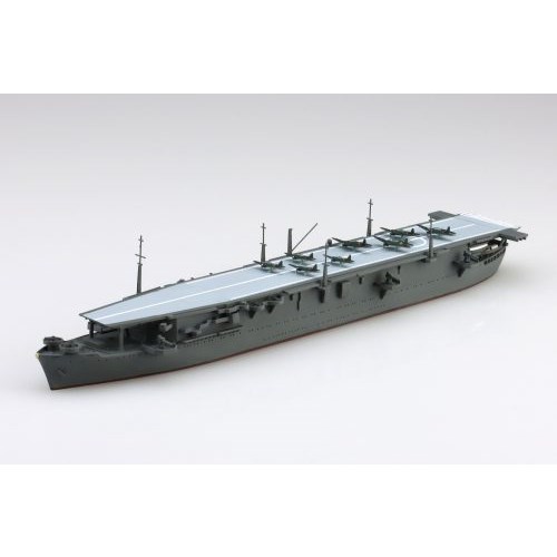 【11/25限定! 最大1000円OFFクーポン】1／700 ウォーターライン 日本海軍 航空母艦 大鷹 【207】 (プラモデル)