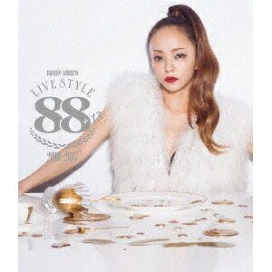 安室奈美恵／namie amuro LIVE STYLE 2016-2017 【Blu-ray】