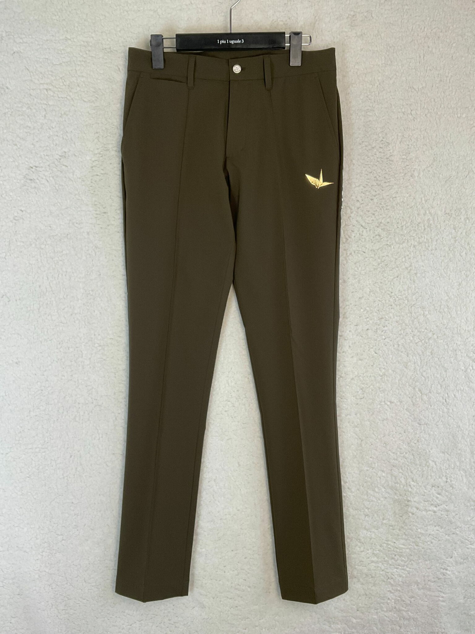 1piu1uguale3 GOLF ウノピゥウノウグァーレトレ ゴルフ 3 カーキ TUCK SLACKS サイドロゴタックスラックスパンツ