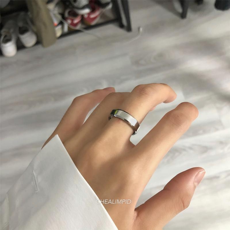 Y2K ファッション　2000代 CHEALIMPID テクスチャ ベベル エッジ シンプル 光沢 チタン スチール メンズ レディース リング