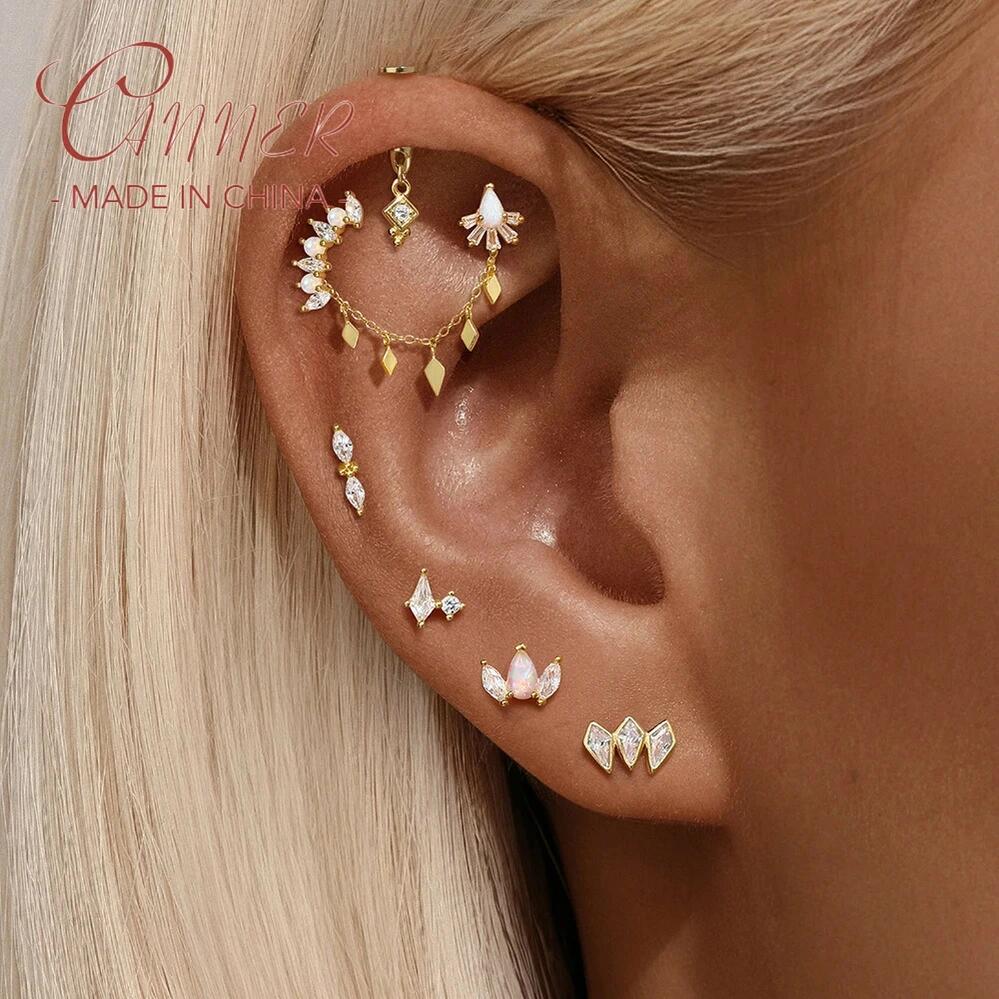 【送料無料】 ピアス 動物 アニマル ジルコニア シルバー チェーン ロング ウマ 月 星 レディース 1個 925 馬 うま ホース 目 アイズ 幾何学 ジルコン 軟骨 Ins スター ムーン アクセサリー 耳 イヤー