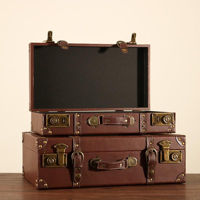 レトロ調 大中小 レディース 写真撮影道具 ディスプレイ 3個セット インテリア雑貨 焦茶色 宝箱 収納箱 アンティーク風 旅行 深棕色 トランク メンズ兼用 ボックス ブラウン系 木製 小物入れ 多用途