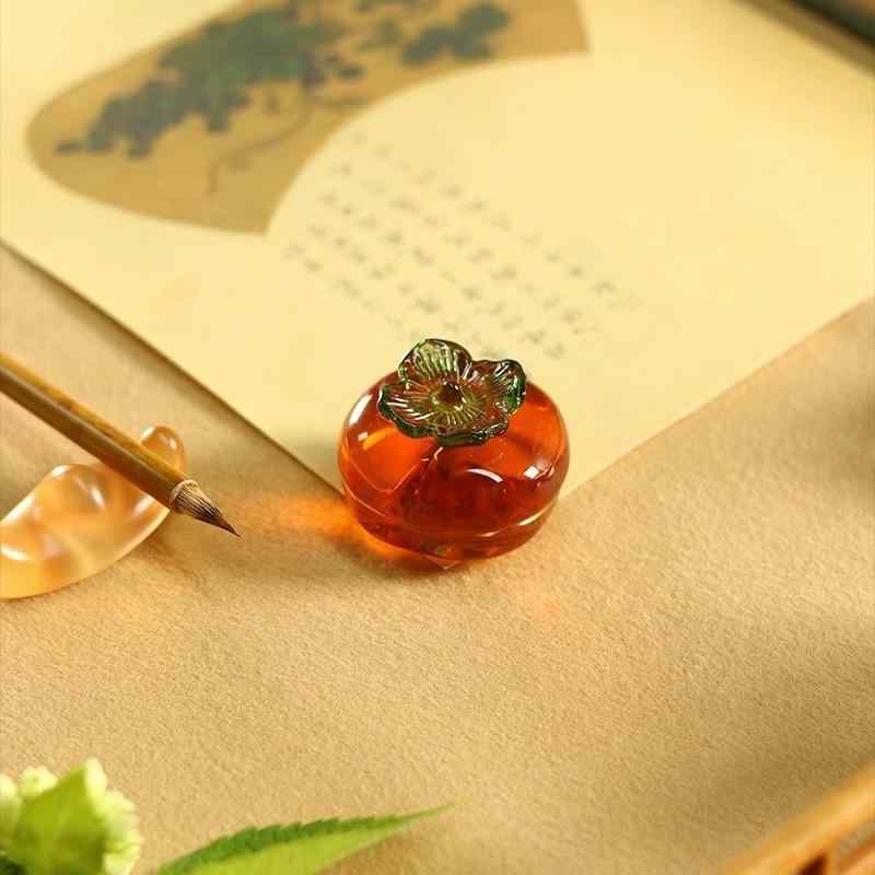 初心者 学生向け おしゃれなデスク飾り 書斎用 縁起物 書道 クリスタルガラス製 置物 柿モチーフ ペー..