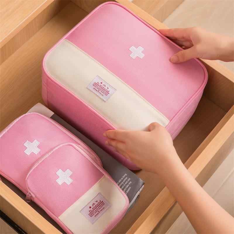 救急ポーチ 医薬品収納 十字マーク 携帯用 キューブ型 オックスフォード生地 応急手当 家庭用 旅行用バッグ 大容量 多機能 出張 小物入れ 防災グッズ