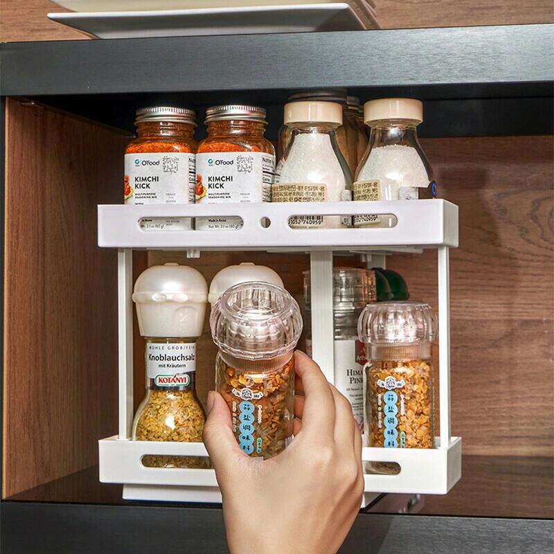Rakuten - 回転式調味料ラック 90度回転可能 スライド式 スパイスラック 2段 便利 おしゃれ ホワイト キッチンラック 省スペース 隙間収納 キッチン収納 スライド式 調味料ボトル収納