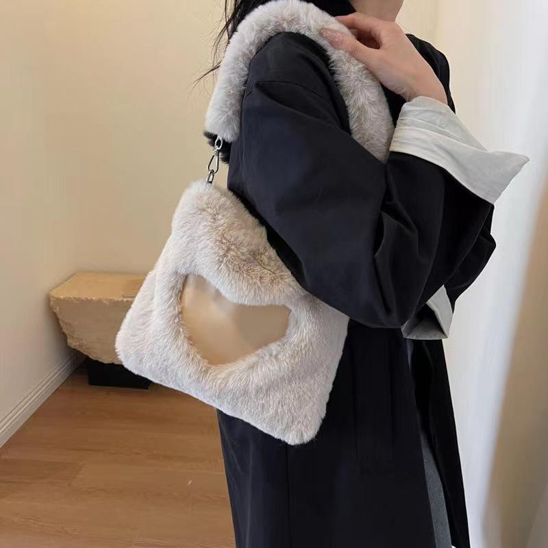 乐天商城 - ハンドバッグ 鞄 スマホ 無地 カバン ファー トートバッグ かわいい 秋冬 日常使い ポーチ レディース レザー 財布 チェーン