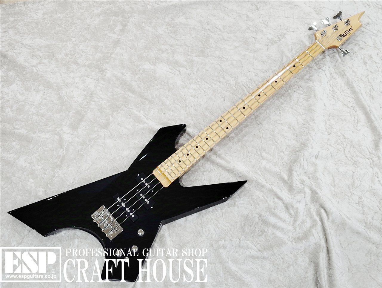 BODY：Maple NECK：Hard Maple GRIP SHAPE：U FINGERBOARD：Hard Maple, 24frets (#214H) SCALE：814mm NUT：Bone (38mm) INLAY：Black Dot CONSTRUCTION：Semi Deep Insert Joint TUNER：GOTOH GB-707E BRIDGE：Original (string pitch：17.5mm) PICKUPS：(Neck) Killer KL-QPB, (Bridge) Killer KL-QJB-F PARTS COLOR：Chrome CONTROLS：Neck Volume, Bridge Volume, Master Tone, Pickup Selector ※カラーオーダー非対応 ※ 画像はご使用のモニターで色味が多少異なる場合がございます。 ※掲載商品は店舗/他のWEBサービス等と並行して販売しております。随時在庫状況の更新を行っておりますが、売り切れの際はご了承際ください。 なお、在庫につきましてはお問い合わせフォーム、お電話、メールにてお問い合わせください。