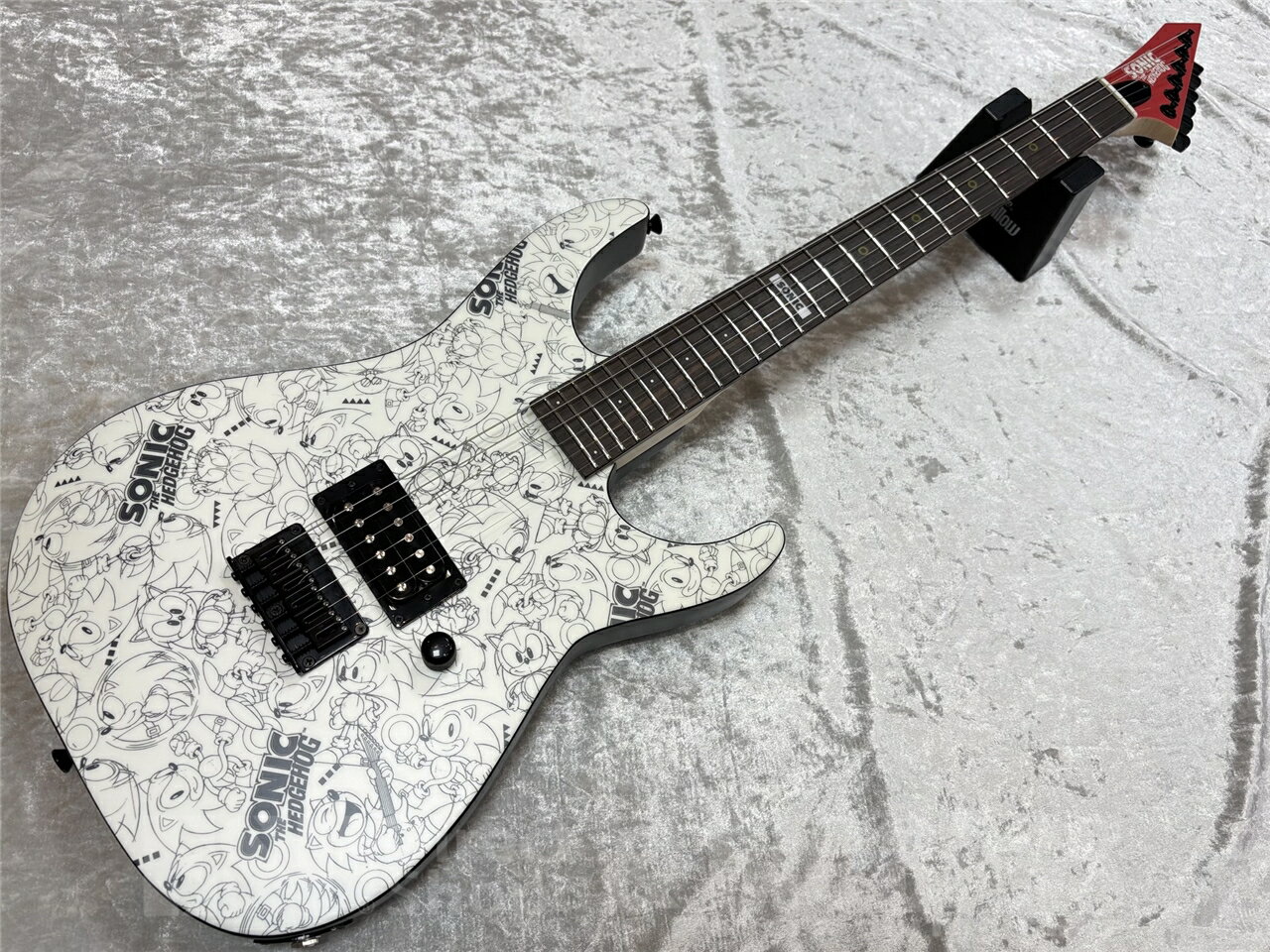 乐天商城 - 【即納可能】ESP×SONIC SONIC THE HEDGEHOG GUITAR III -Classic Sonic Edition [ESP Guitar Workshopより発送]