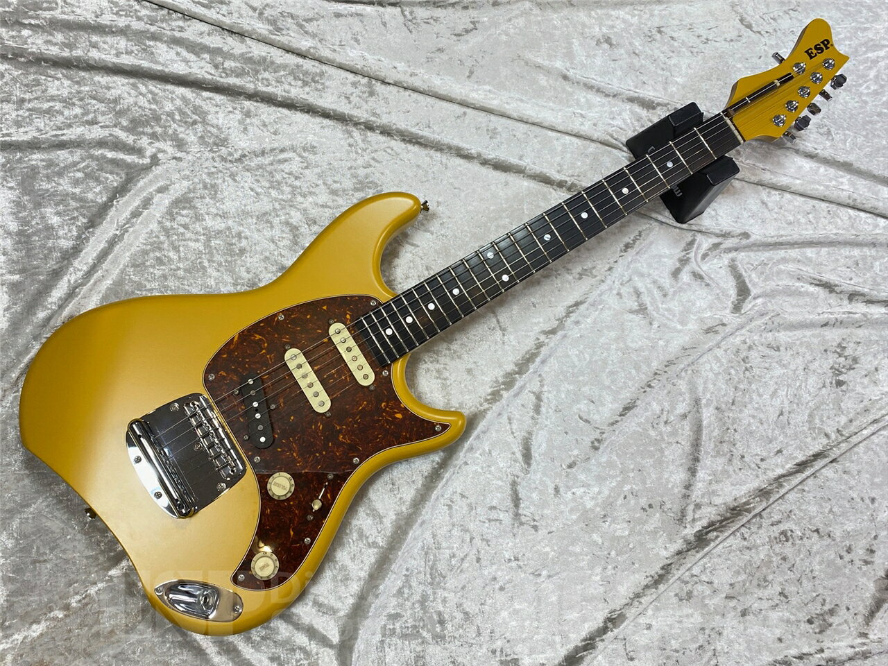 【ESP直営店】【即納可能】ESP（イーエスピー）CMD-III / Mustard Yellow Char Mod...