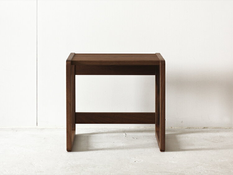 送料無料 Masterwal DYKER SIDE TABLE39(WALNUT)　DKST39(cc-wn)【マスターウォール ディッカーサイドテーブル39 ウォールナット無垢材 オイルフィニッシュ アカセ木工 正規販売店】