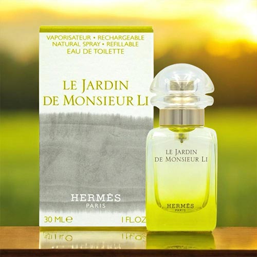 【ブラックフライデー！ポイント最大10倍！】エルメス HERMES エルメス 李氏の庭 EDT 30ml LE JARDIN DE MONSIEUR LI 香水 レディース フレグランス ギフト プレゼント