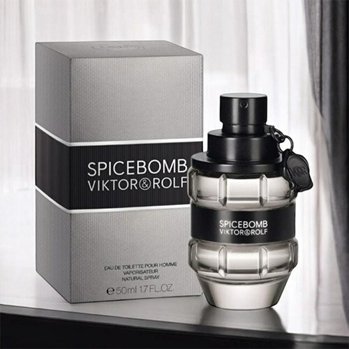 【楽天カードデー！ポイント最大10倍！】ヴィクター＆ロルフ VIKTOR ROLF スパイス ボム EDP 50ml SPICEBOMB 香水 メンズ フレグランス ギフト プレゼント