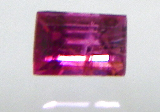 レッドベリル(レッドエメラルド)0.073ct 【簡易鑑別済】【値下げしました!】 レッドベリル(レッドエメラルド)0.073ct 【簡易鑑別済】【値下げしました!】