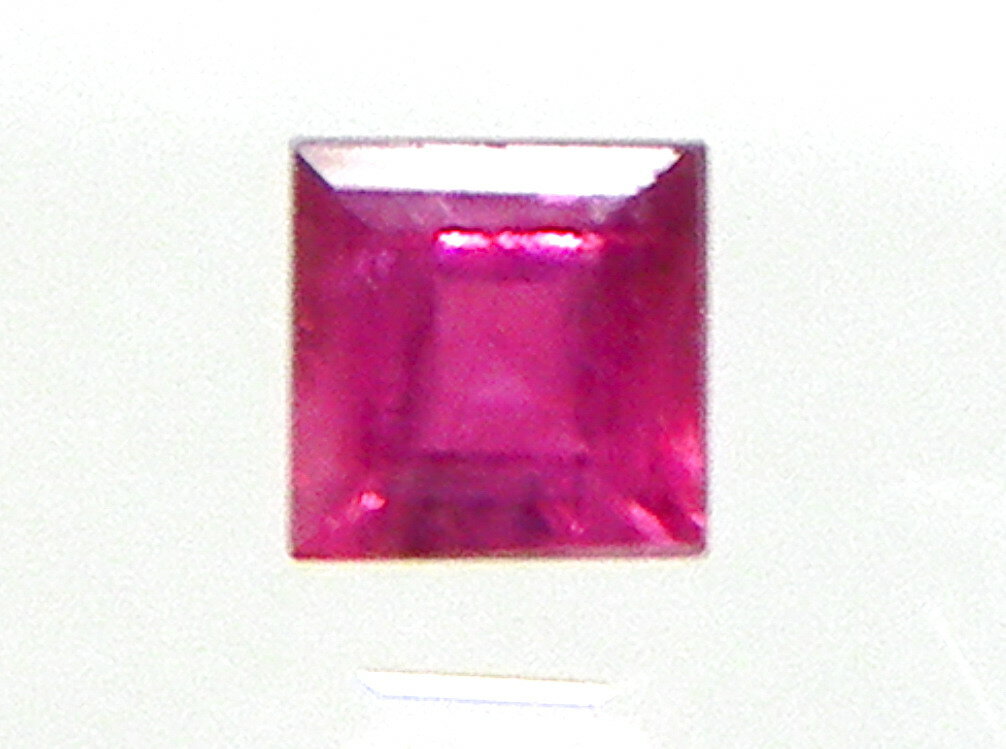 ルビー スクエア 0.096ct 【簡易鑑別済】
