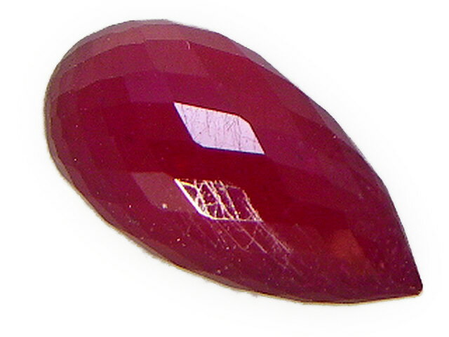 キュートなルビーのブリオレット　3.31ct