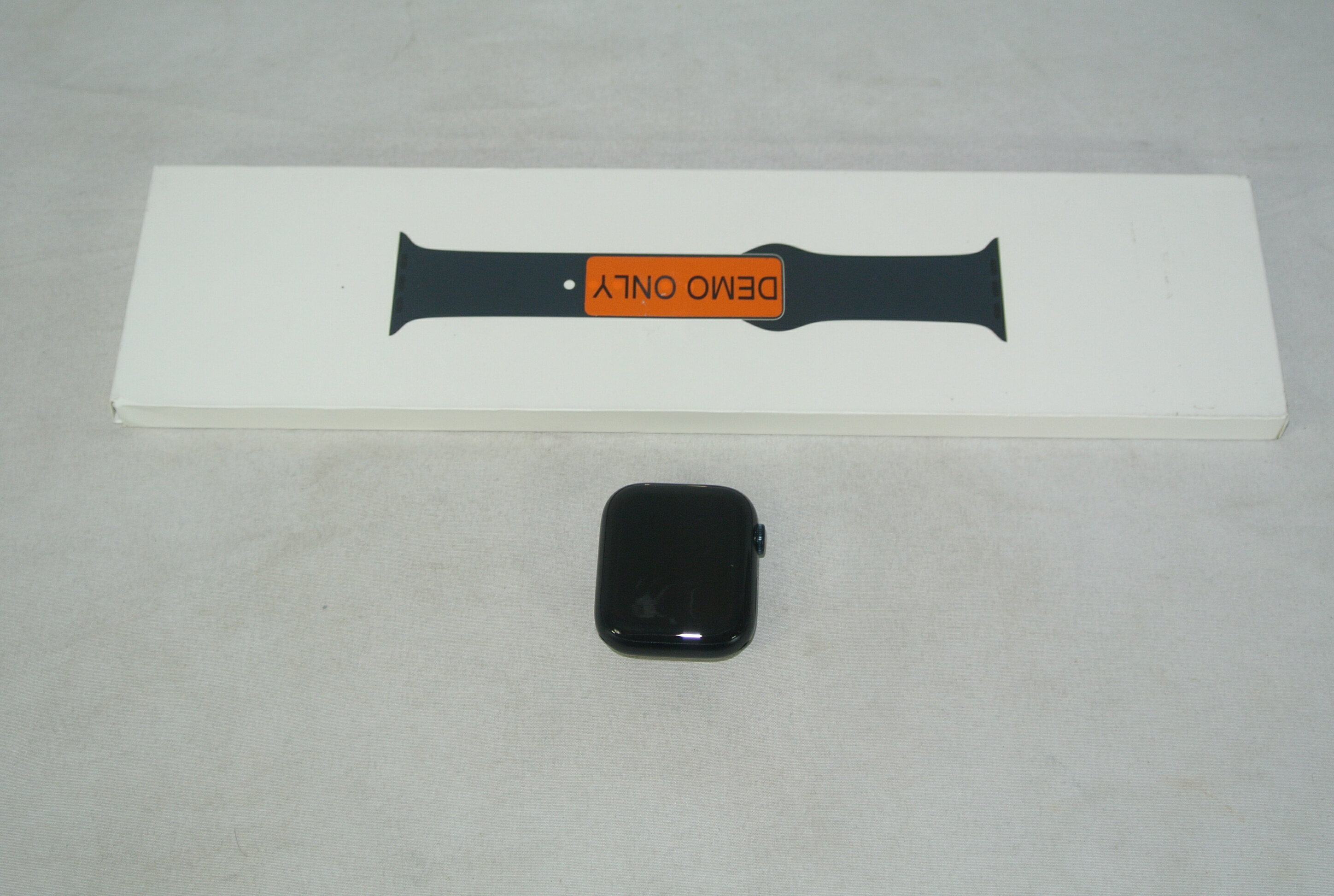 展示品 Apple Watch Series 9（GPS + Cellularモデル）- 45mm A2984(3M597J/A) 展示美品、新品同様、送料無料、台数限定！