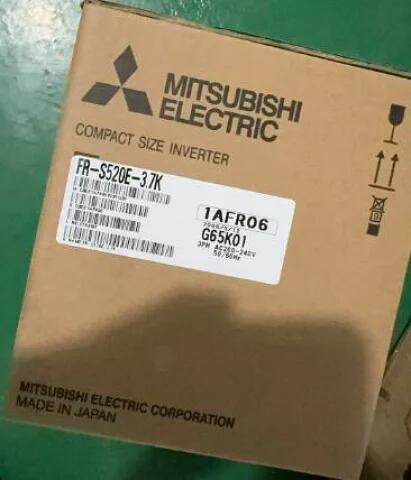 Rakuten - 新品★送料無料★MITSUBISHI 三菱電機 FR-S520E-3.7K 用インバーター★1年保証