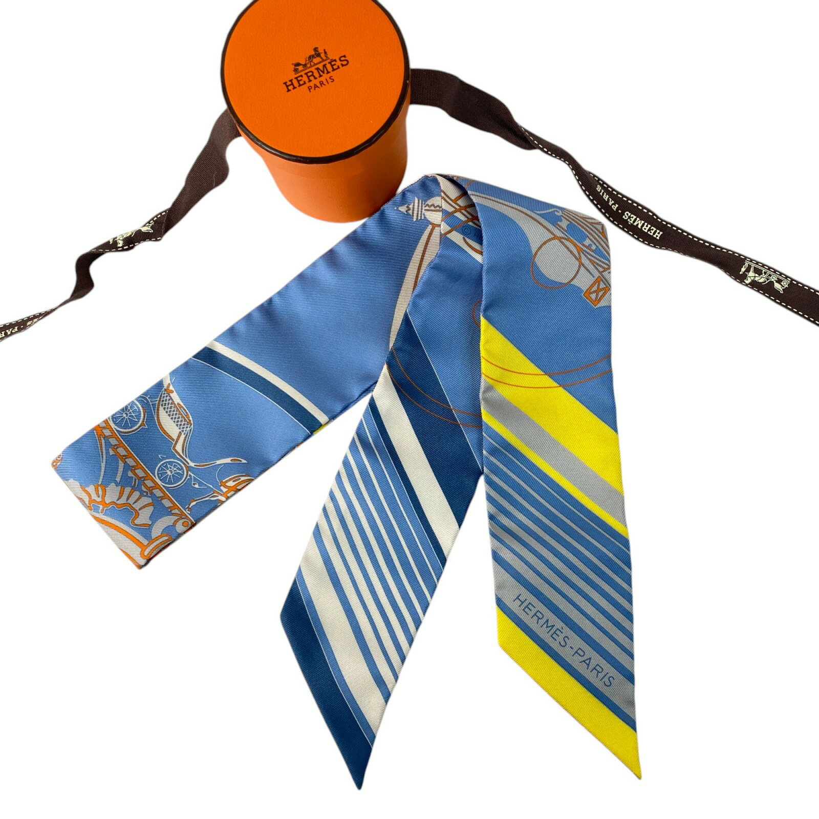 美品 エルメス HERMES レディース ツイリー 箱付き【中古】