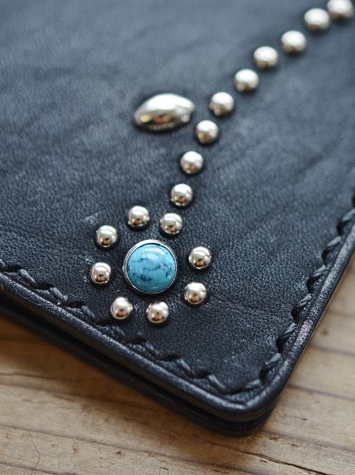 高級感 Crossed Arrows クロッシード アローズ パスケース 定期入れ 小銭入れ無し 牛革 本革 シルバースタッズ 花芯 ターコイズ 財布 注目ブランド Sutpa Org