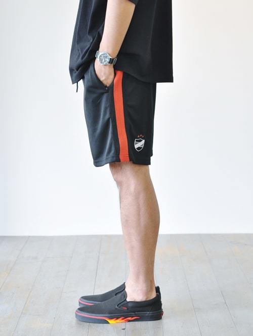 ZANEROBE　ゼインローブ　サイドラインジャージショーツ　メンズ ショートパンツ ラインパンツ　BLACK　黒色　Red レッドライン