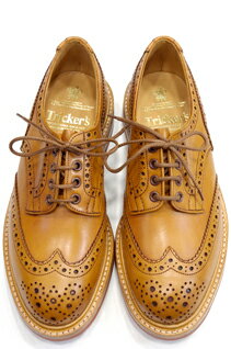 トリッカーズ Tricker's バートン/ケズウィック タン 1001バーニッシュドカーフ レッドダイナイトソール カントリーシューズ ウィングチップ フルブローグ短靴