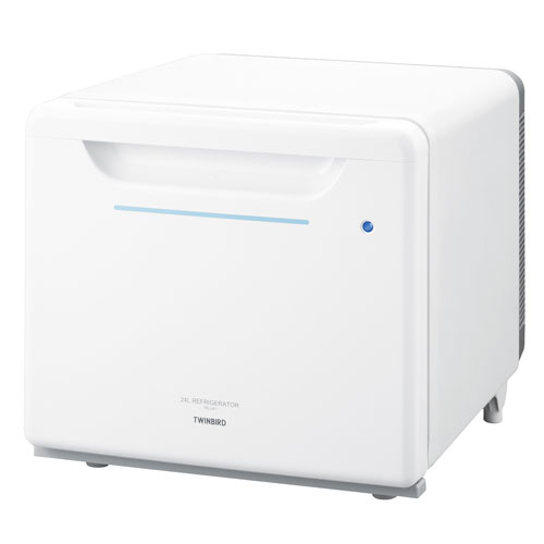 ●本製品は業務用となるため、家電リサイクル法対象外となります。 寸法:W 406 × D 498 × H 382 mm 質量:11.5kg 定格容量：約24L 定格電圧：AC100V 50/60Hz 消費電力量：290kWh/年 定格消費電力：60W 温度調節：5℃±3℃ (at 5～30℃) 冷却性能：5℃±3℃ (at 30℃) 冷却速度：内部温度が27℃→10℃に達する時間は3時間(at 27℃) 霜取り機能：・約6時間ごとに約5分間、冷却運転を停止 :・約24時間ごとに約45分間、冷却運転を停止(プログラムVer.3.0) 騒音：20dB以下 (A特性 正面 1m) 抗菌仕様：・JIS Z2801 準拠であることをJNLA認証機関で確認。 ：・SIAAに登録 抗菌仕様 対象部品：TR-22W-19Basket/TR-22W-20Shelf/TR-241-01Door panel/TR-241-43Tray 冷却方式：電子冷却方式 黄変対策処理：TR-241-16 Door Panel Cover/TR-241-01 Door Panel ：黄変対策としてB-40 0.6%練りこみ 使用温度範囲：0～35℃ (常湿)■信頼の日本製・抗菌仕様 ■庫内容量24L 500mlペットボトル9本収納可能。 手前には1L紙パックも収納可能に! ■オートクローズ 5cm手前で本体に引き込まれる設計。 ドアが最後までしっかり閉じます。 ■通電・庫内LEDランプ 通電ランプ：通電時はドアの通電表示が青く点灯します。 庫内灯：病室消灯時でも収納物を照らします。