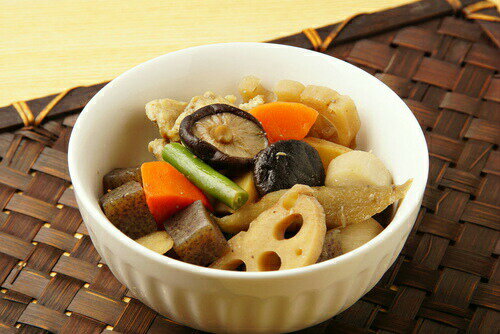 【アウトレット価格】 (煮物野菜ミックス 500g) これは便利 さといも、れんこん、にんじん、ごぼう、しいたけ、たけのこを使いやすい大きさにカットした和風野菜をミックスにしました 冷凍