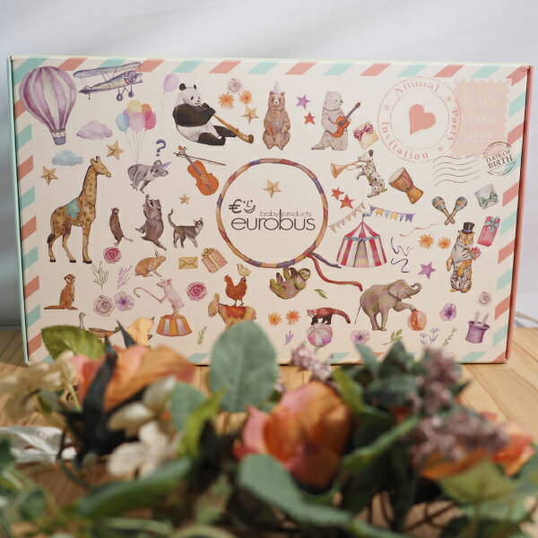 eurobus ユーロバス Hello World! Baby & Kids ギフトボックス 有料ラッピング 出産祝い、ハーフバースデイにおすすめの出産準備グッズ、ママ＆ベビー用品です。
