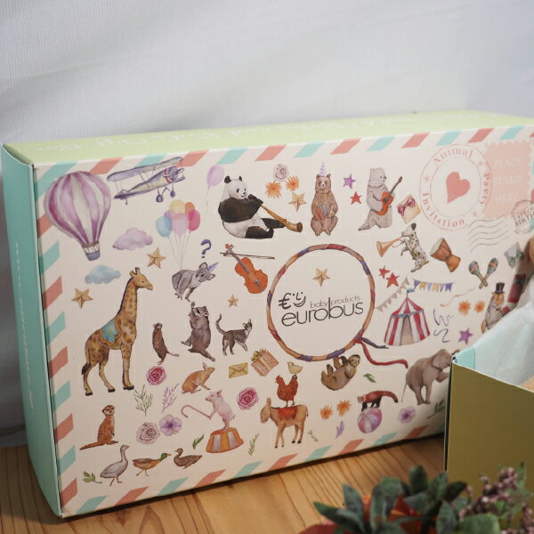 eurobus ユーロバス Hello World! Baby & Kids ギフトボックス 有料ラッピング 出産祝い、ハーフバースデイにおすすめの出産準備グッズ、ママ＆ベビー用品です。