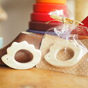 きりかぶ工房 日本製 ヒノキのラトル はりねずみ 男の子、女の子の出産祝いやハーフバースデーにおすすめの、国産木材檜(ヒノキ)を使用した木製ラトル(ガラガラ・歯固め)です。(KB03)