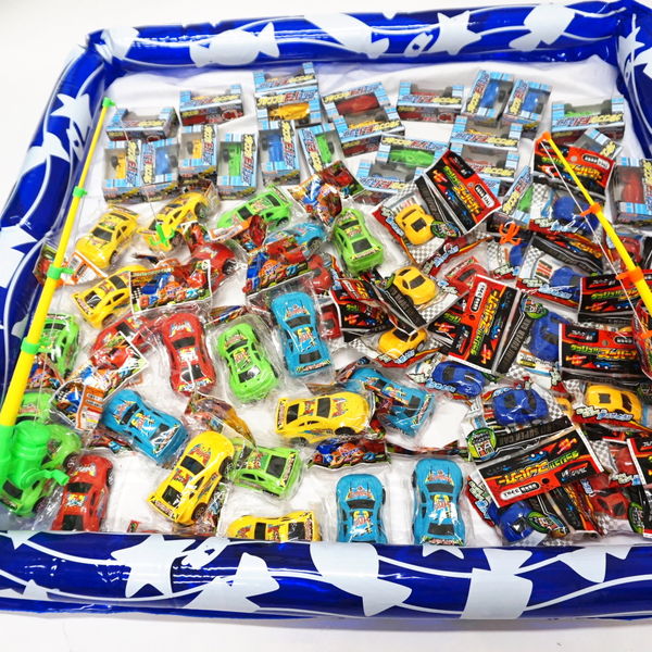 スーパーカー4種釣りつりイベント大会　100個 【商品番号】No.1950 【商品説明】おもちゃ・玩具の釣り大会イベントセットです。釣竿で、スーパーカーおもちゃを釣り上げるゲームです。おもちゃの袋にある穴に釣り竿をひっかけて釣っていただきま...