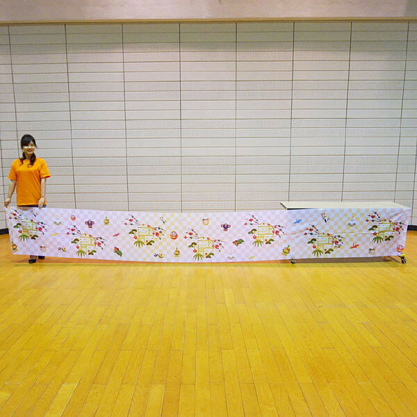 販促イベント屋の正月装飾　ワゴンなど腰巻きロール幕　幕松竹梅　60cm×5m巻｜アングル2