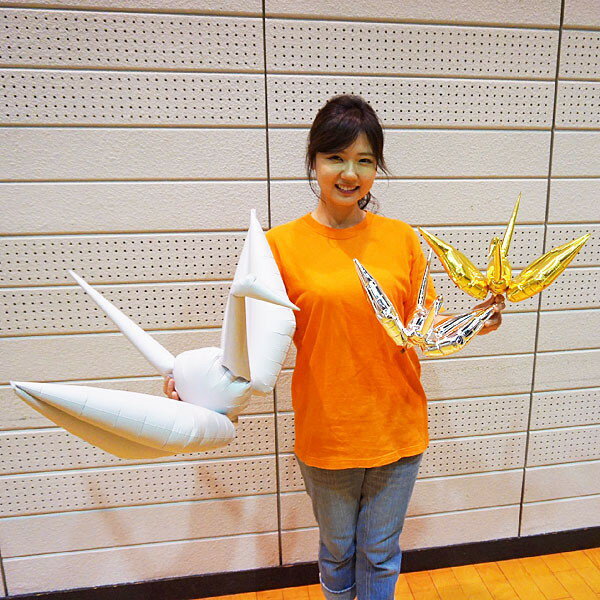 装飾バルーン 折り紙で作ったような折鶴風船(小...の紹介画像2