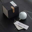 陶器風鈴 桜モチーフ 和風飾り ミニ 風鈴 夏の風物詩 ウィンドチャイム 車内吊り飾り ギフトボックス入り 祈願用 余韻のひととき 高温焼成 そして澄んだ音色 ...