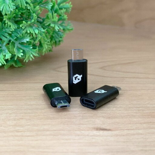 iPhone用 ライトニング ケーブル→ マイクロUSB 端子 に 変換アダプターx3個 【ブラック】 あったら便利 iPhoneの ライトニングケーブルを Micro USB端子 などに接続する 為の アダプター iPhone用 ライトニング ケーブル→ マイクロUSB 端子 に 変換アダプターx3個 【ブラック】 あったら便利 iPhoneの ライトニングケーブルを Micro USB端子 などに接続する 為の アダプター