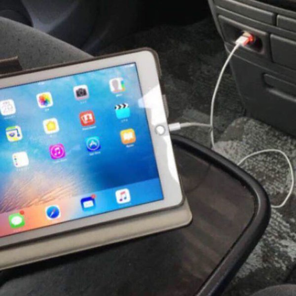 【カラー選択可能】　レッド 車 USB 充電器アダプター シガーソケット シンプルデ...