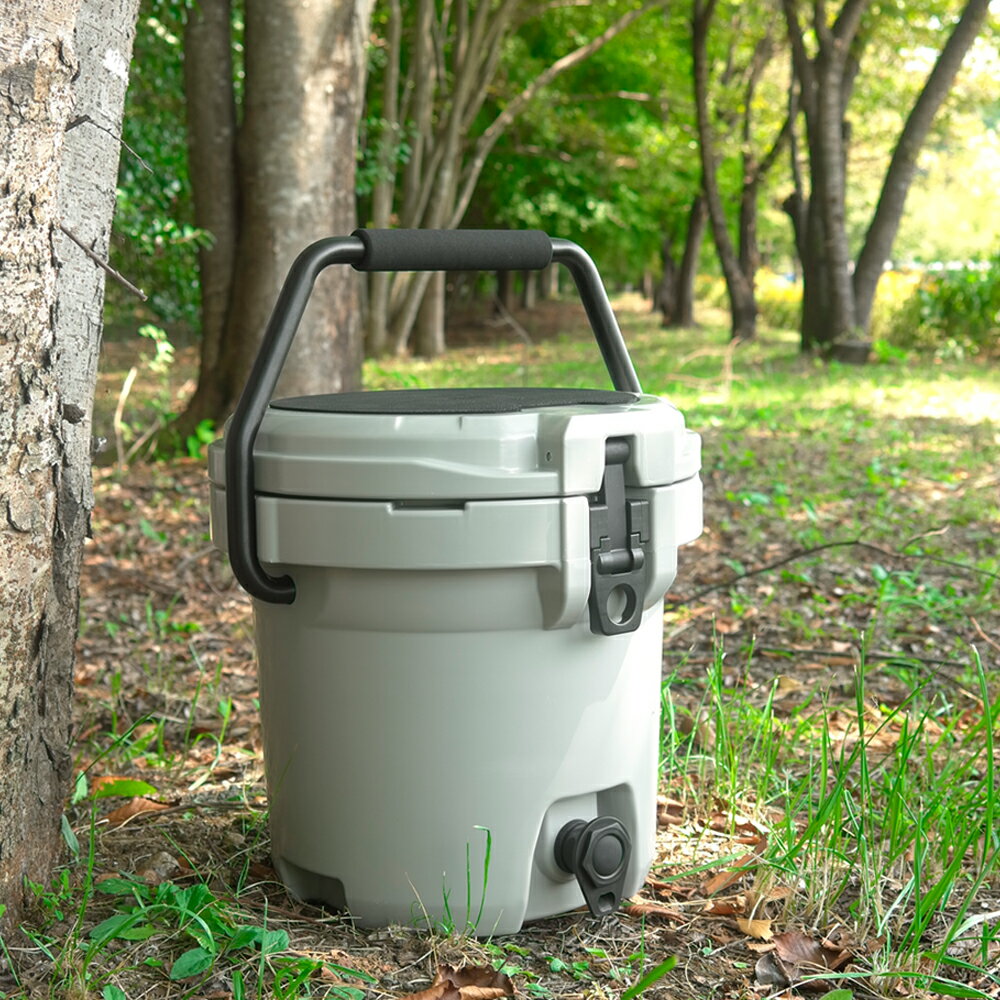 アイスバケツ ウォータージャグ2.5 Gallon（9.34L） クールグレー/Cool Gray おしゃれ ウォーターサーバー アウトドア キャンプ BBQ バーベキュー ピクニック 釣り フィッシング ミリタリー 【沖縄・離島 お届け不可】 1