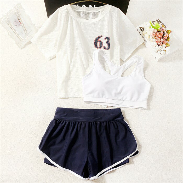 水着 レディース タンキニ　体型カバー 中学生 高校生 3点セット 半袖シャツ ラッシュガード ママ水着 セパレート ショートパンツ 10代 20代 韓国 小胸 二の腕カバー 露出控えめ 30代 海 プール リゾート おしゃれ 可愛い カバーアップ 胸パッド付き 黒 白 k2066d7d7m6