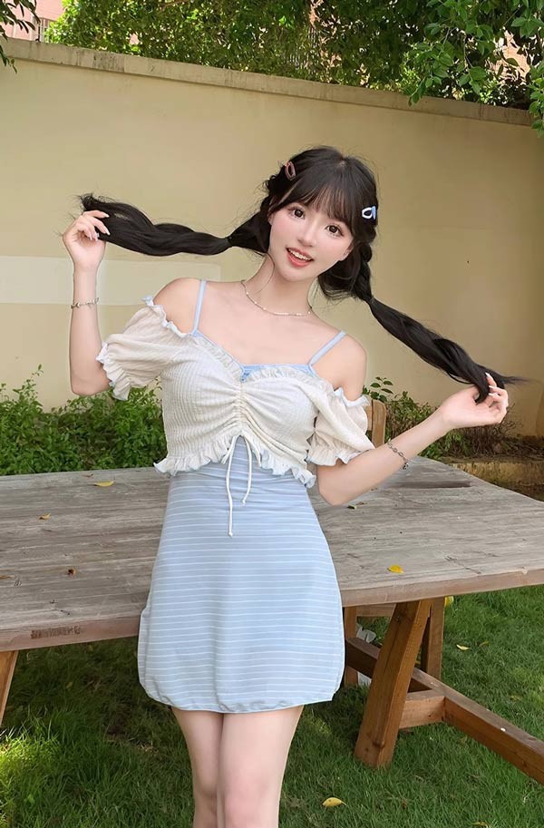 ワンピース水着 服みたいな 水着 2点セット 肩出し リボン ワイヤーなし パッド付 レディース 着瘦せ シンプル セクシー 写真映え 撮影用 海 夏 サマー プール リゾート かわいい 旅行 温泉 大人 女性用 ジュニア 学生 女の子 ブルー