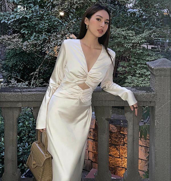 ドレス 大人 ピアノ 発表会 シンプル 上品 イブニングドレス 白ドレス ロングドレス 長袖 着痩せ ピアノ発表会 演奏会 二次会 撮影 成人式 女子会 パーティードレス セクシー フェミニン ワンピース 無地 白 S M L dd227t2t2t2